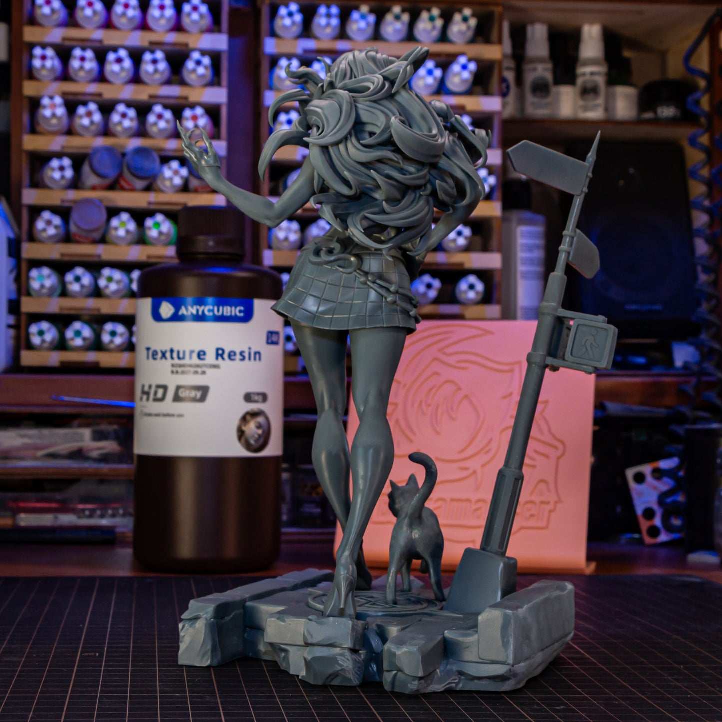 Bulkamancer Sculps Black Cat