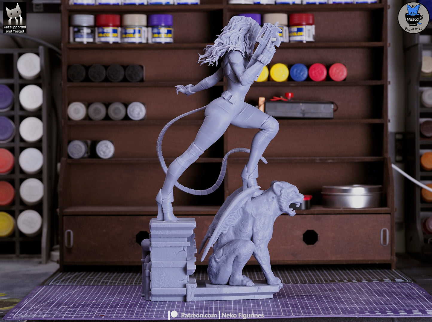Neko Figurines Catwoman Absolute