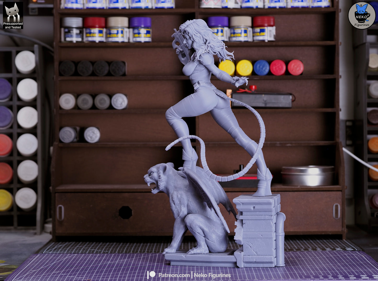 Neko Figurines Catwoman Absolute