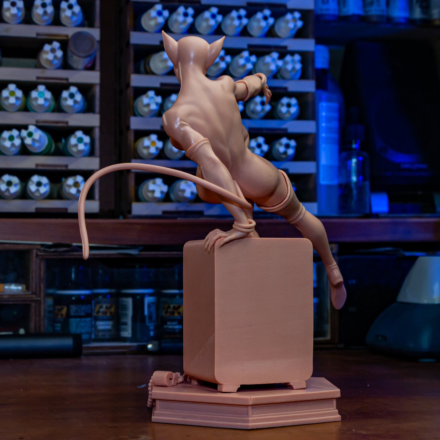 Bulkamancer Sculps Catwoman