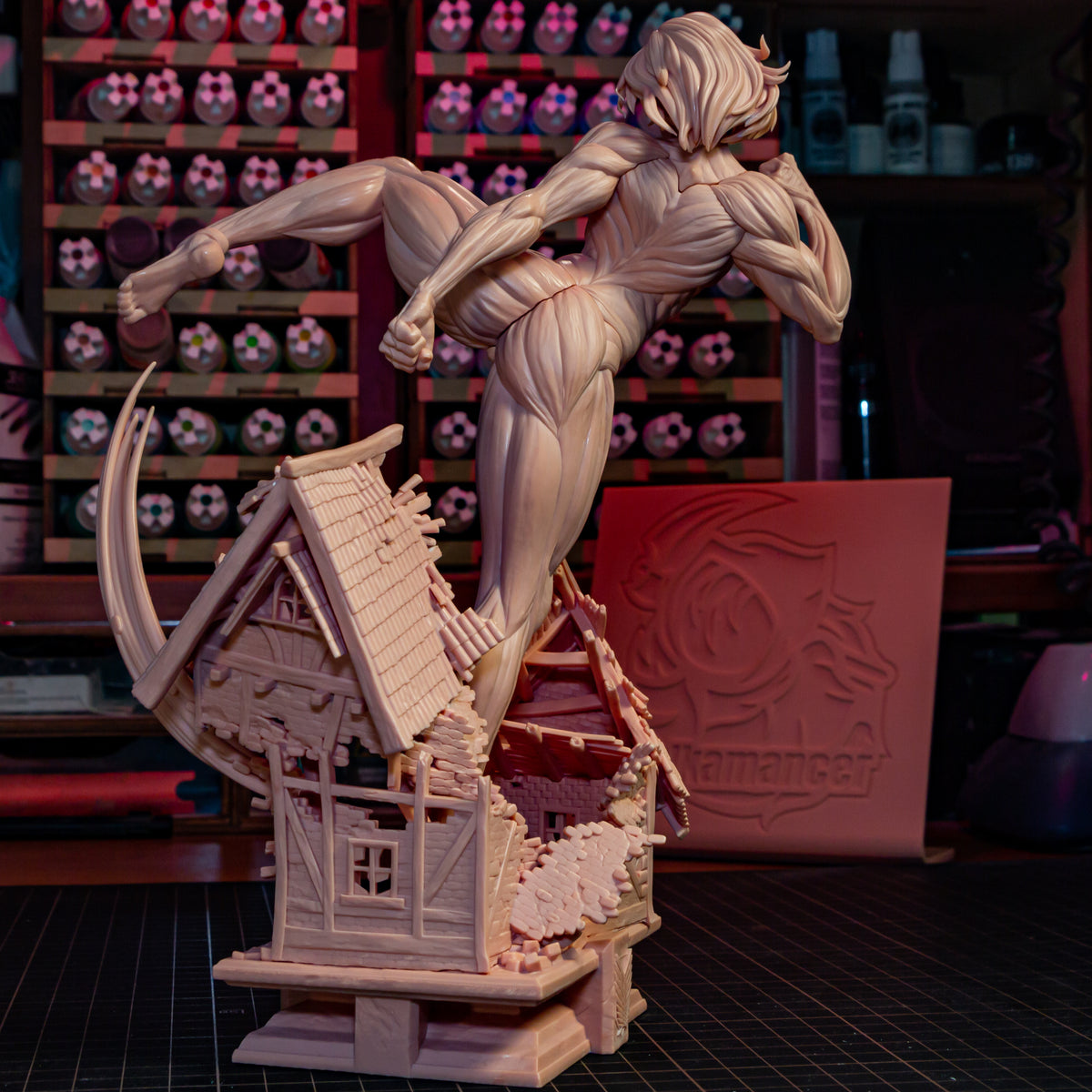 Bulkamancer Sculps Female Titan - Attack on Titan