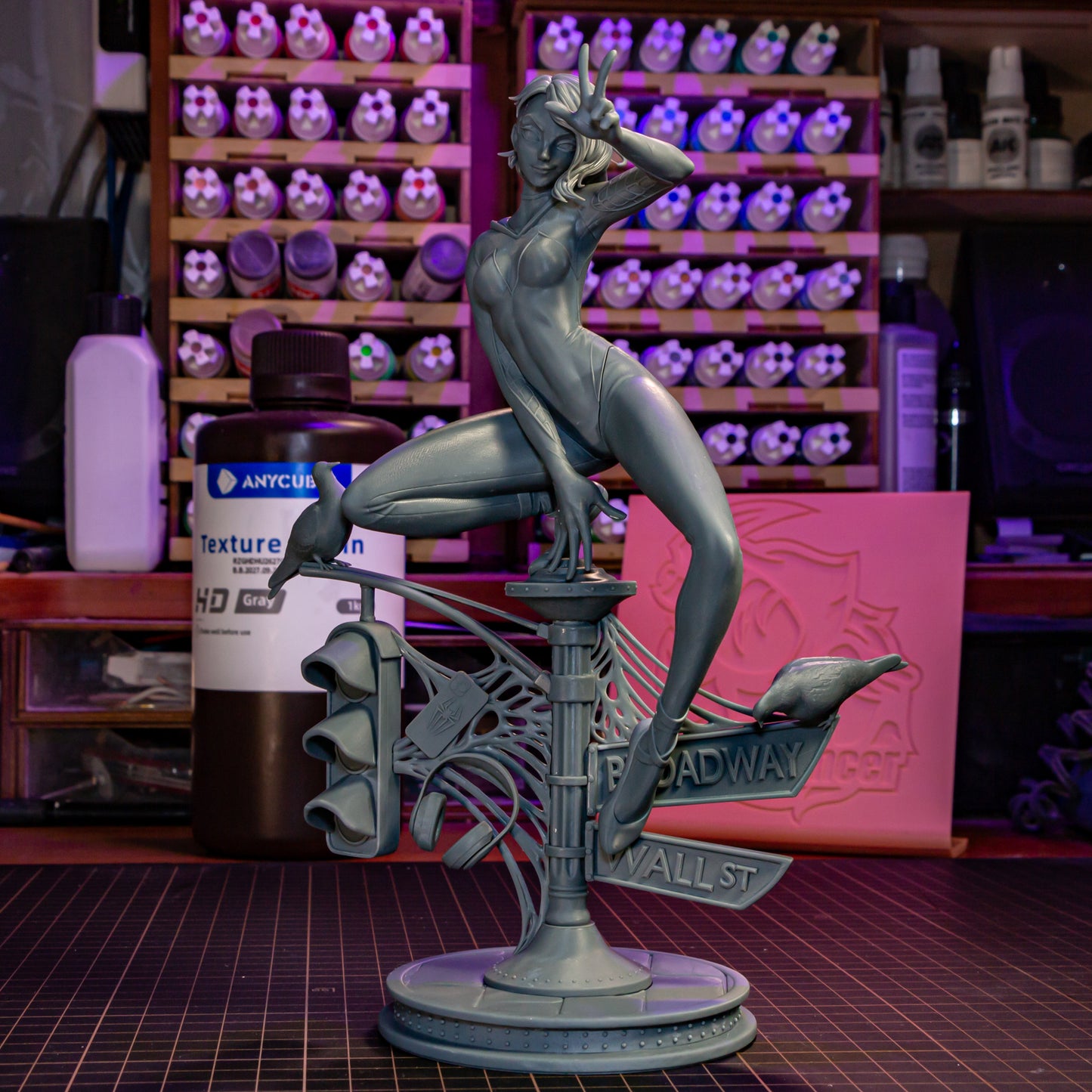 Bulkamancer Sculps Gwen Stacy - Into the Spider-Verse