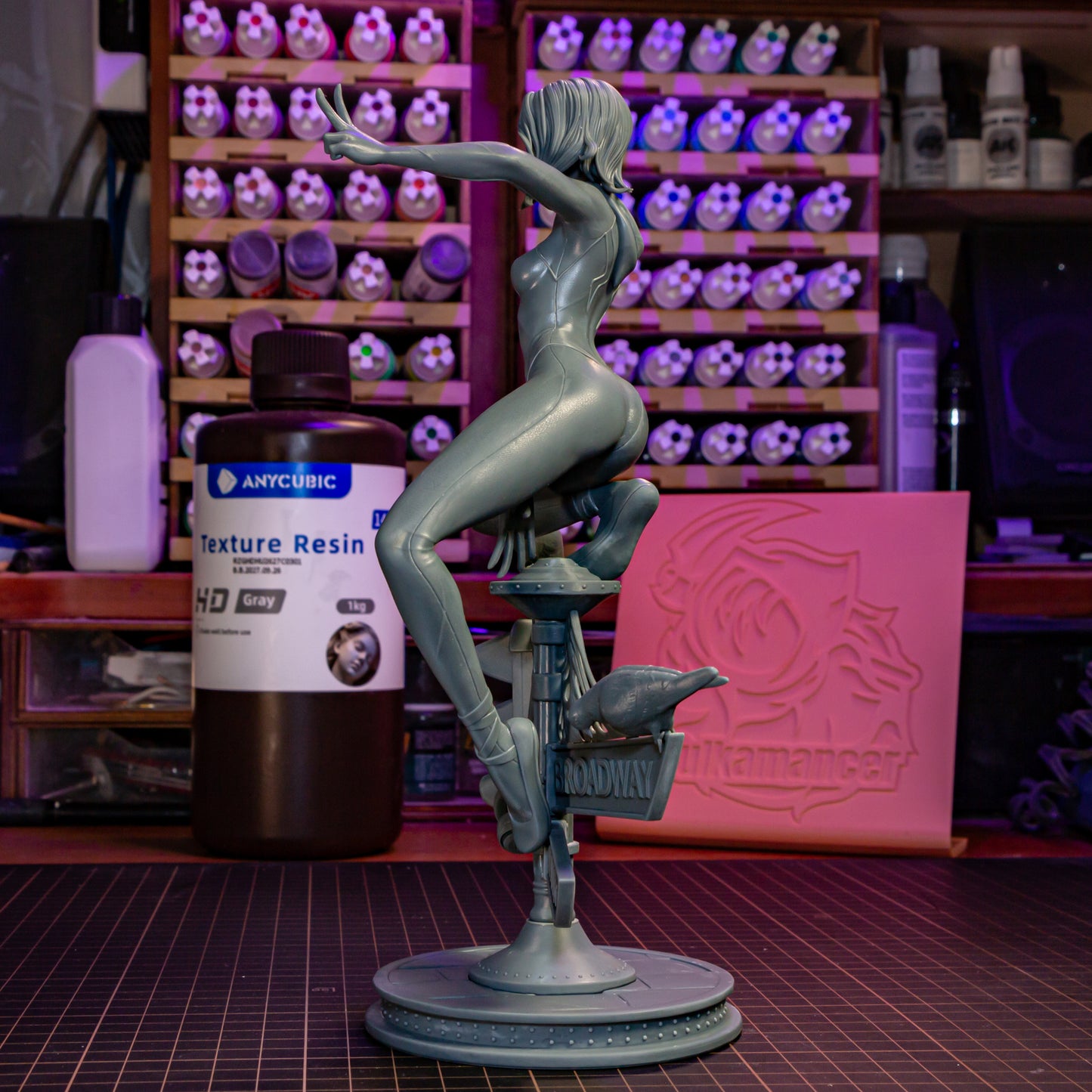 Bulkamancer Sculps Gwen Stacy - Into the Spider-Verse