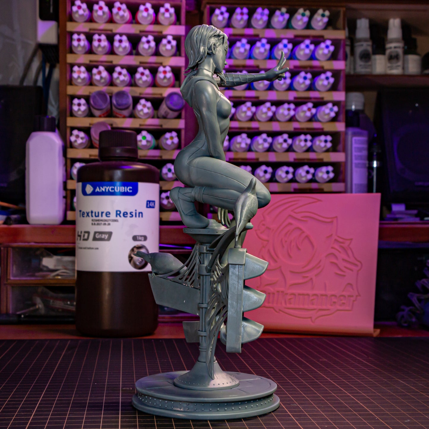 Bulkamancer Sculps Gwen Stacy - Into the Spider-Verse