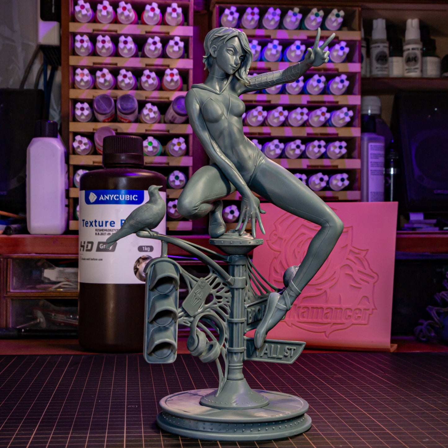 Bulkamancer Sculps Gwen Stacy - Into the Spider-Verse