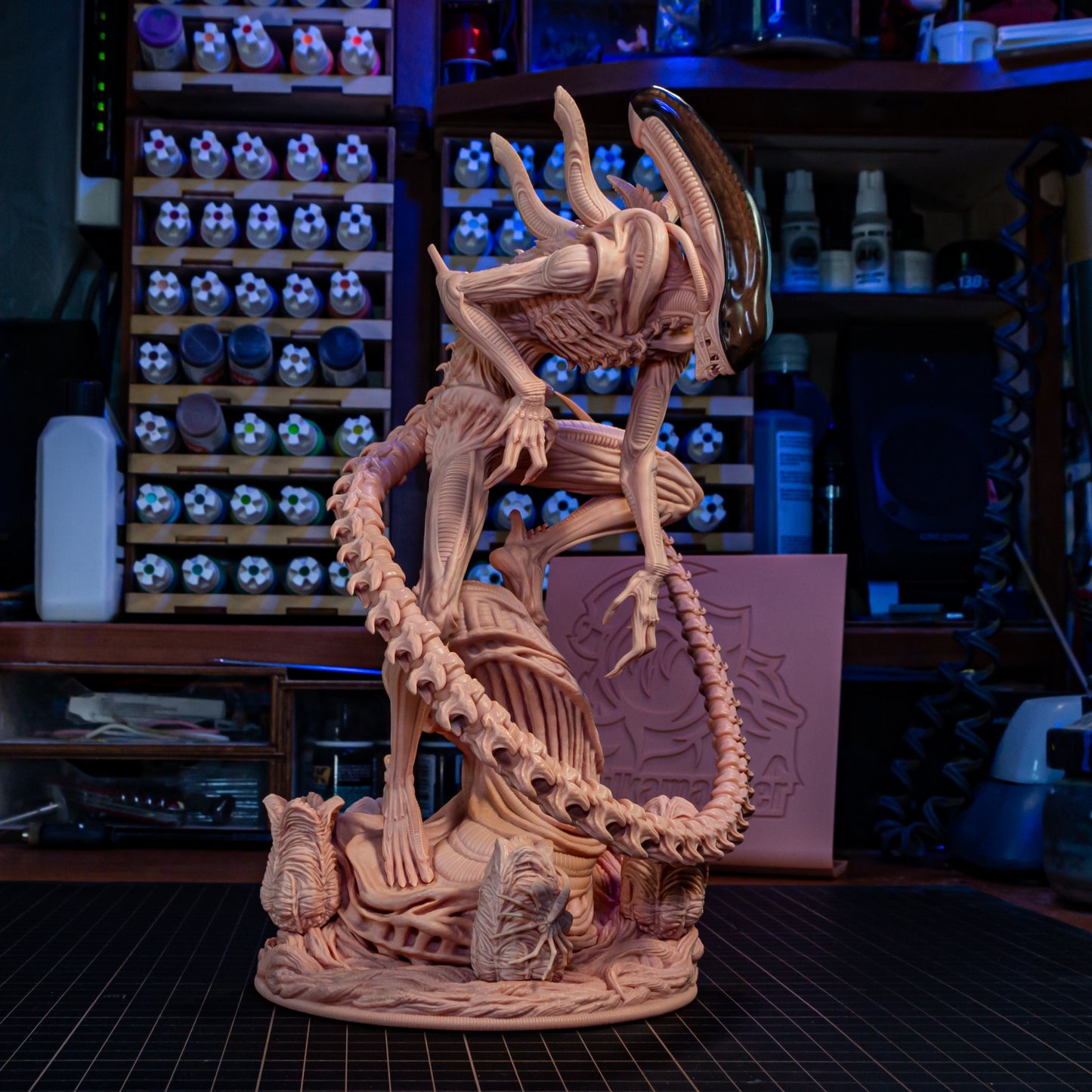 Bulkamancer Sculps Xenomorph